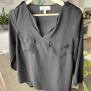 Monteau - black shirt